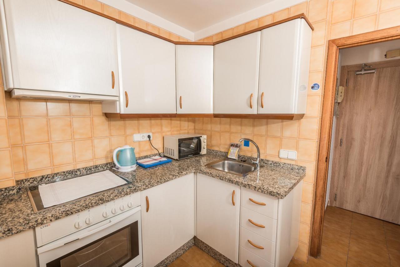 Apartments Niko 산타 에우랄리아 데 리오 외부 사진